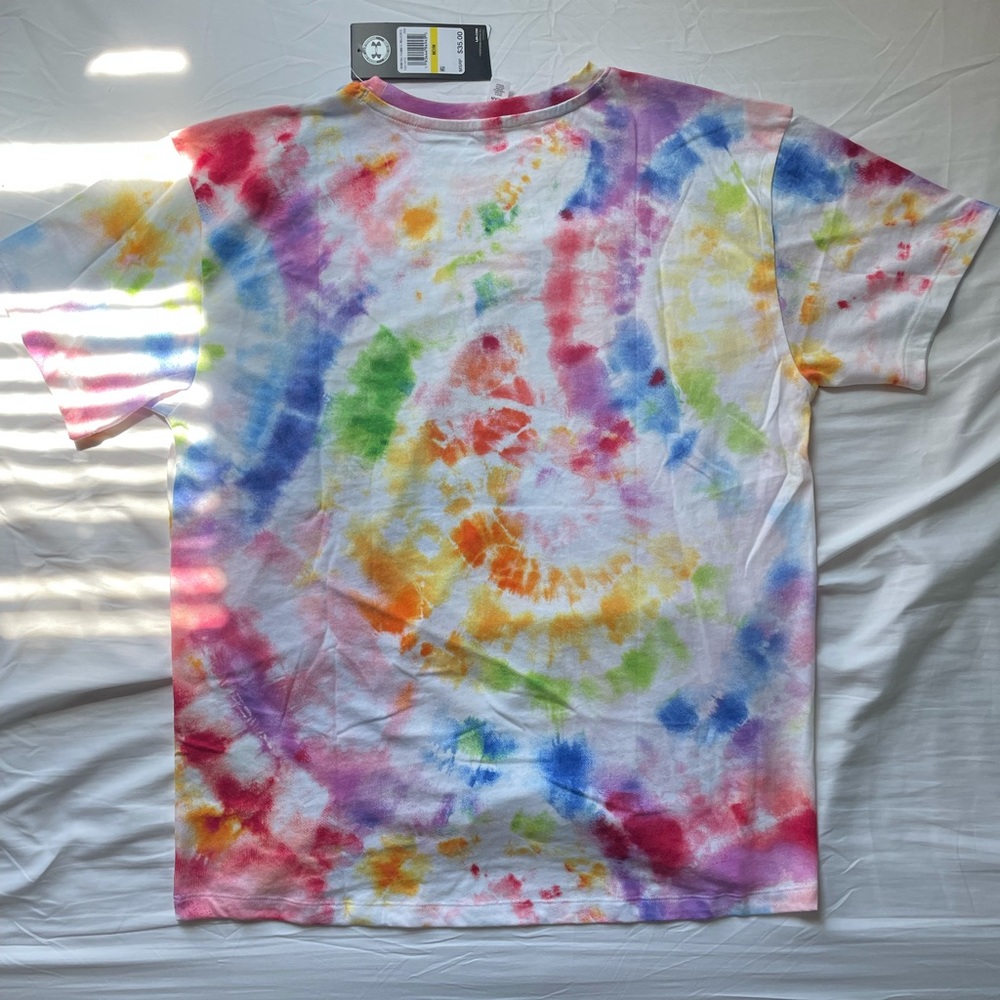 BRAND NEW Women's UA Pride Graphic T-Shirt Size M - Picture 2 of 4